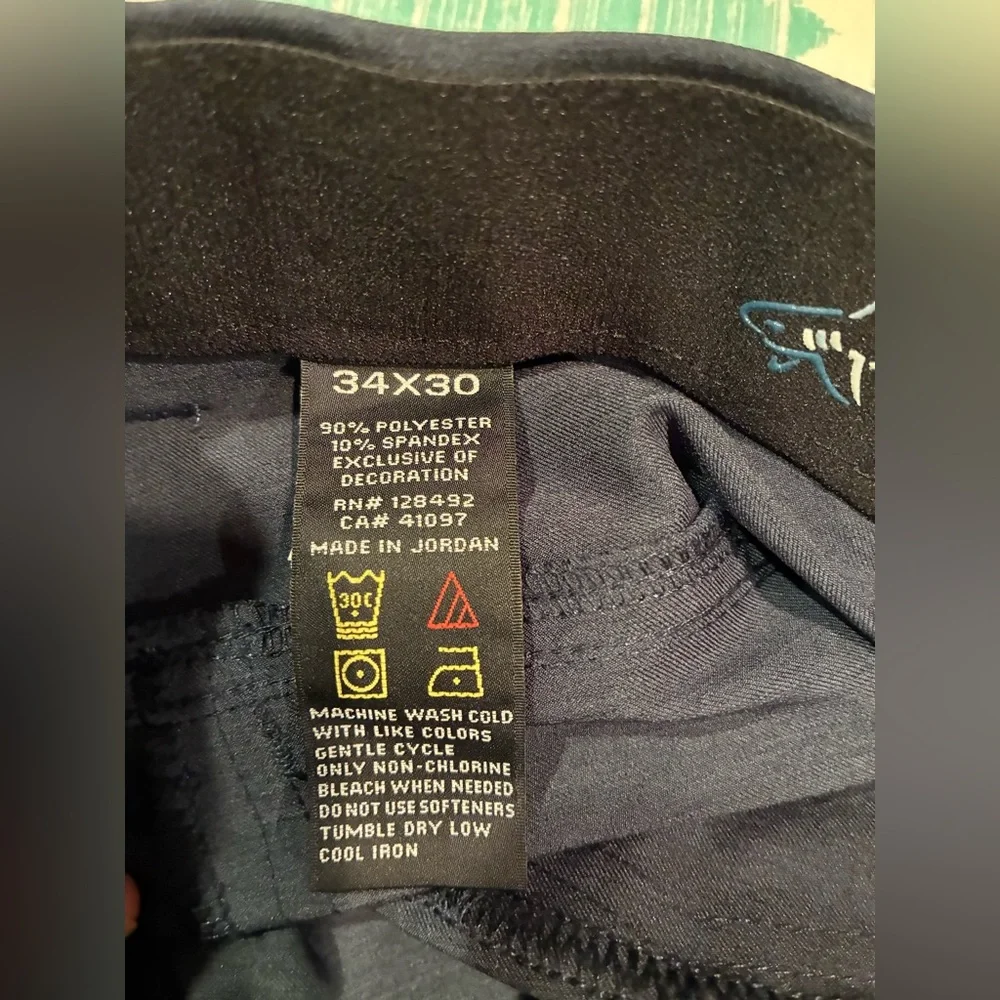 Greg Norman Shark Golf Pants 34x30 Gray Stretch Athleisure Performance 5-Pocket